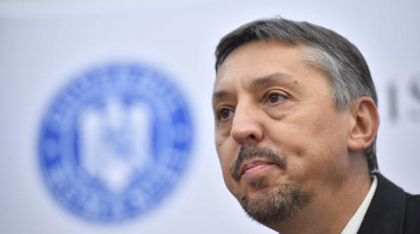 Ministrul Educației: "Ar fi o problemă dacă s-ar reduce bursele şi nu ar fi reduse și subvenţiile alocate partidelor politice"