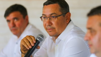 Victor Ponta arată cu degetul către cel care i-ar fi trimis imaginile potențial trucate Elenei Lasconi: „Această mizerie a fost pusă la punct de el!"