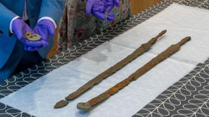 Un căutător de metale amator a descoperit o comoara din Epoca Fierului: „A fost un noroc fenomenal” 