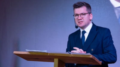 Dominic Fritz cere demiterea lui Mihail Neamţu din fruntea Comisiei de Cultură a Camerei Deputaţilor după derapajul la adresa Oanei Țoiu. "Atac politic de joasă speţă"