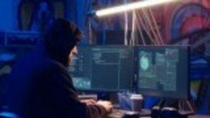Hackeri pro-ruși urmăriți în Europa. Mii de voluntari recrutați pentru atacuri cibernetice și producție de arme