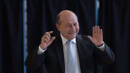 Ce sfat îi dă Traian Băsescu lui Nicușor Dan pentru a-l învinge pe George Simion în turul doi al prezidențialelor: „Are de jucat această carte”