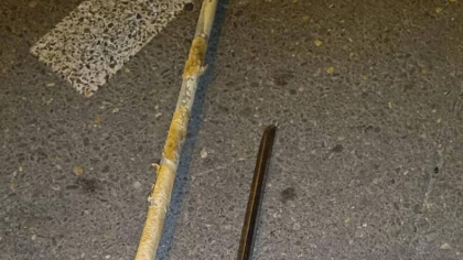 Scandal de proporții pe o stradă din Ploiești. Sabia, cuțitul și ranga au fost obiectele din dotare!