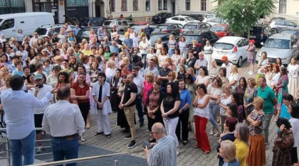 „Lupta va fi de durată şi uzură”. Liderii de sindicat din Finanțe și ANAF le cer anajaților să nu renunțe la proteste