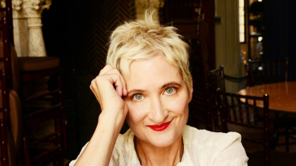 Jill Sobule murit într-un incendiu, la vârsta de 66 de ani. A lansat primul cântec cu tematică deschisă LGBTQ care a intrat în Top 20 Billboard