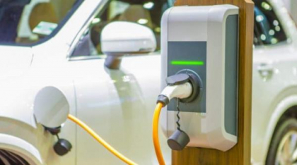 CE, proiect de lege care ar obliga companiile de închirieri auto să cumpere numai mașini electrice