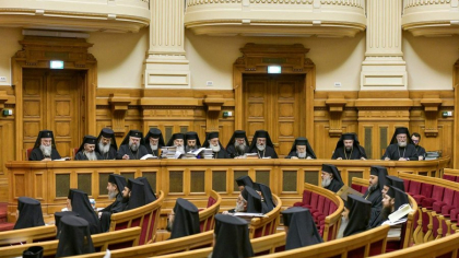 BOR își extinde „schema” de episcopi-vicari. Statul îi plătește la rang de demnitari
