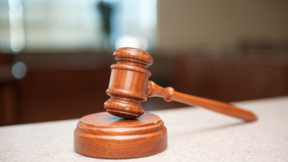O fetița de doi ani a fost ucisă de verișorul ei fiindcă i-a mâncat dulciurile. Ce pedeapsă a primit criminalul