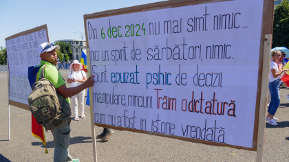 Avem noi imagini cu protestatarii din Piața Victoriei