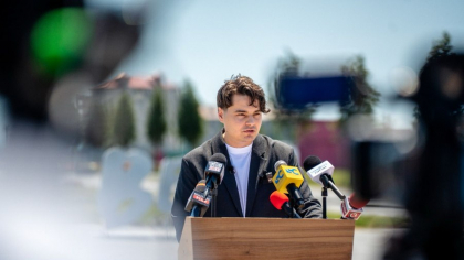 Selly lansează VALIZA.RO, agenție de turism pentru Generația Z
