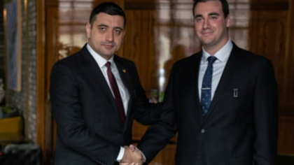 George Simion primește ajutoare din SUA. Un „lider” republican a anunțat că este în drum către București ca să-l sprijine pe candidatul AUR