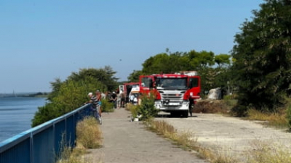 Descoperiri macabre în Constanța. Două femei au fost găsite moarte în Canalul Dunăre - Marea Neagră, în localități diferite. Una dintre ele era dispărută din aprilie