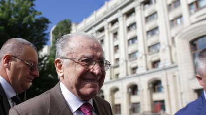 Ion Iliescu rămâne la terapie intensivă: „Un pacient foarte fragil, cu multiple boli cronice asociate”
