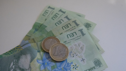 BREAKING Cursul oficial al euro a ajuns la 5,1222 lei, un nou record istoric negativ