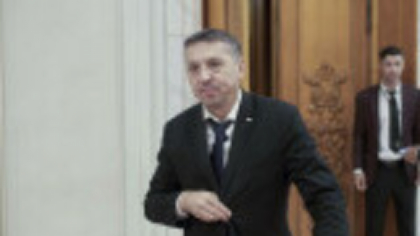 Moțiune simplă în Senat, împotriva ministrului Educației. Daniel David a anunțat că demisionează dacă aceasta trece