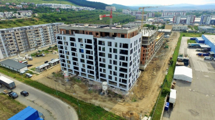 Dezvoltatorii apasă pe accelerație: Locuințele noi se scumpesc înainte de alegeri