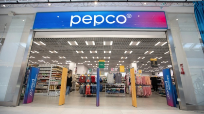 Pepco, umăr la umăr cu un gigant pe segmentul fashion din România. Cine vinde mai mult și cine are cel mai mare profit