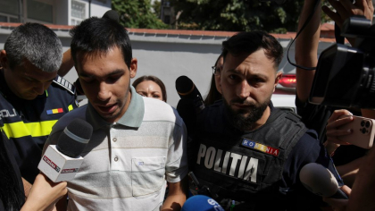 Agresorul livratorului din Bangladesh, trimis în judecată pentru violență rasială și propagare de simboluri fasciste