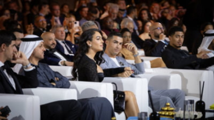 „Îi lipsesc bunul simț și decența!” Georgina Rodriguez, iubita lui Cristiano Ronaldo, criticată pentru ținuta purtată într-o biserică din Portugalia FOTO