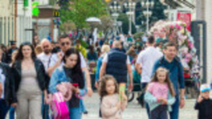 Declinul populației României a continuat. Fără imigranți ar fi rămas sub 19 milioane de rezidenți