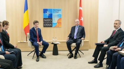 Nicuşor Dan a vorbit, la Haga, cu Preşedintele turc Recep Tayyip Erdogan. Securitatea Mării Negre, una dintre priorităţi