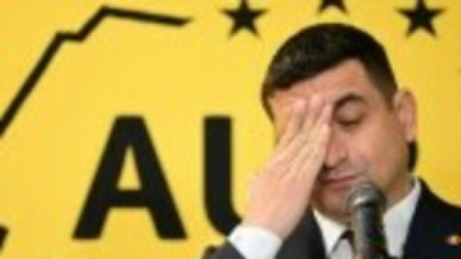 AUR transmite că ”milioane de persoane decedate figurează cu drept de vot”. Partidul a sesizat AEP