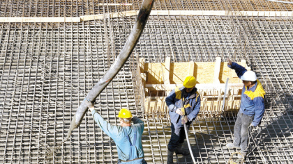 Afacerile companiei din con­strucţii Danlin XXL, controlată de antreprenorul Dan Amurăriţei din Neamţ, au crescut cu 43,2% în 2024, ajungând la 562,7 mil. lei