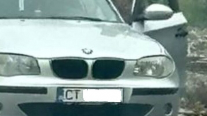 Eforie Nord. O șoferiță beată a fost găsită de polițiști în timp ce stătea cu mașina pe calea ferată
