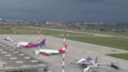 Primul aeroport din România unde nu se vor mai ștampila pașapoartele. Controlul se va face electronic
