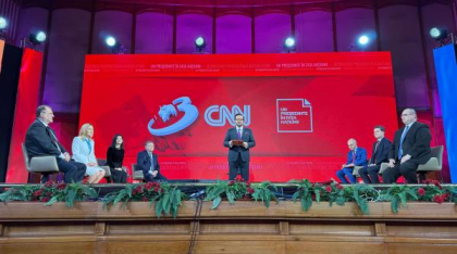 „Drept la avort, la bani cash și republică prezidențială ca în SUA”. Ce articole din Constituție ar schimba candidații la prezidențiale