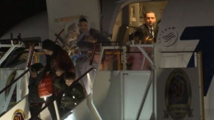 Români aduși acasă din Orientul Mijlociu, în urma unei ample operațiuni de evacuare (VIDEO)