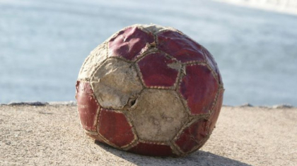 Fotbalist român decedat la vârsta de 26 de ani. Problemele i s-ar fi tras de la o aluniță