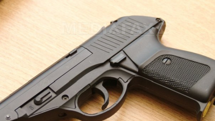 Timiș: Bărbat cercetat penal pentru că deținea ilegal o armă neletală cu aer comprimat