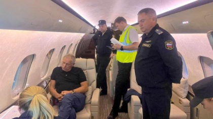 Oligarh rus, fost prieten al lui Putin, arestat din avionul privat. Magnatul aurului Konstantin Strukov încerca să fugă în Turcia