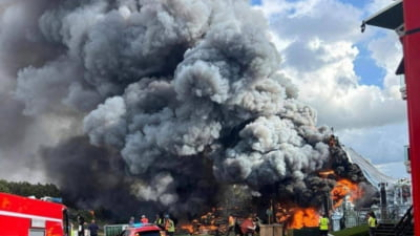 Incendiu uriaș la celebrul festival Tomorrowland, din Belgia. Scena principală, distrusă complet de flăcări VIDEO