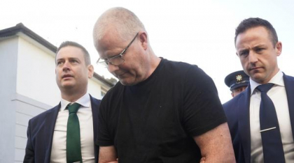 Un bărbat și-a dat soția dispărută în 2017. Polițiștii care o căutau au observat ceva ciudat în betonul din casă abia după 6 ani