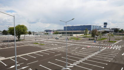 Vești bune pentru românii ce călătoresc cu avionul. O nouă parcare se deschide la Aeroportul Otopeni