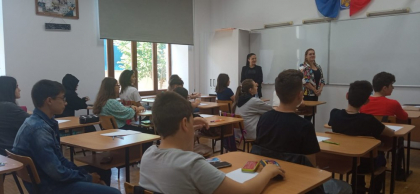 Sondaj. Top 10 probleme identificate în școală de părinții elevilor. „Simt școala din ce în ce mai departe, din păcate”