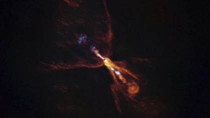 Privire rară în trecutul cosmic: astronomii au surprins „momentul zero” al formării planetelor în jurul unui soare tânăr