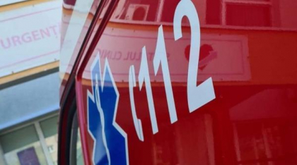 Un microbuz plin cu elevi, implicat într-un accident, în Blaj: Un copil a fost rănit