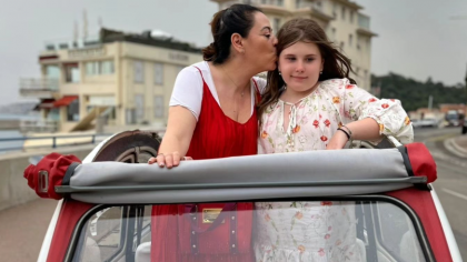 Oana Roman, pusă la colț de propria fiică. Ce îi reproșează Isabela? „E un defect profesional la mine”