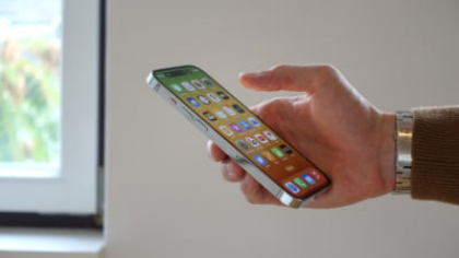 Virusul care a reușit să infecteze telefoane fără ca utilizatorii să apese vreun buton. Ce telefoane au fost vizate