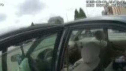 Imagini revoltătoare în SUA. Poliția a intervenit pentru a salva 2 copii, închiși de tatăl lor în mașină la 40 de grade