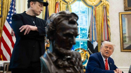 Gâlceavă la Casa Albă: Musk vrea un nou partid politic. Trump trimite DOGE „să-l mănânce pe Elon” și îl amenință cu deportarea