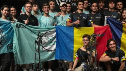Liceenii din Pitești au devenit campioni mondiali la robotică: au învins SUA și China într-o competiție internațională dură și corectă