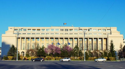 Reorganizare cu scandal la Guvern: sindicaliștii vorbesc de o „epurare politică” și amenință cu plângere la Comisia Europeană