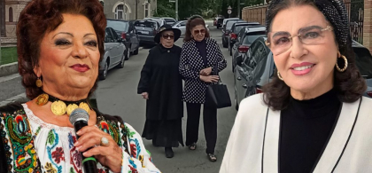 O fotografie cât o mie de cuvinte! Irina Loghin o ține de mână pe Maria Ciobanu, aflată în suferință, la intrarea în biserică. Au fost rivale, cu adevărat, în comunism?