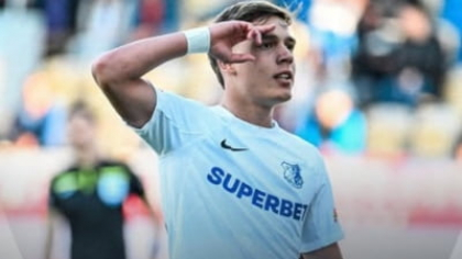 Universitatea Craiova a prezentat jucătorul cumpărat cu un milion de euro de la Farul