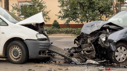 Accident mortal în Bulgaria: doi români au murit pe loc, al treilea este grav rănit