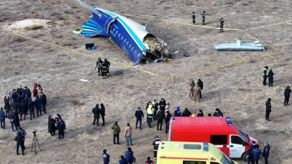 Vladimir Putin recunoaşte că rușii sunt responsabili pentru prăbuşirea avionului azer, tragedie soldată cu moartea a 38 de persoane